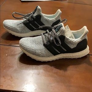 NWT Adidas Ultraboost size 8